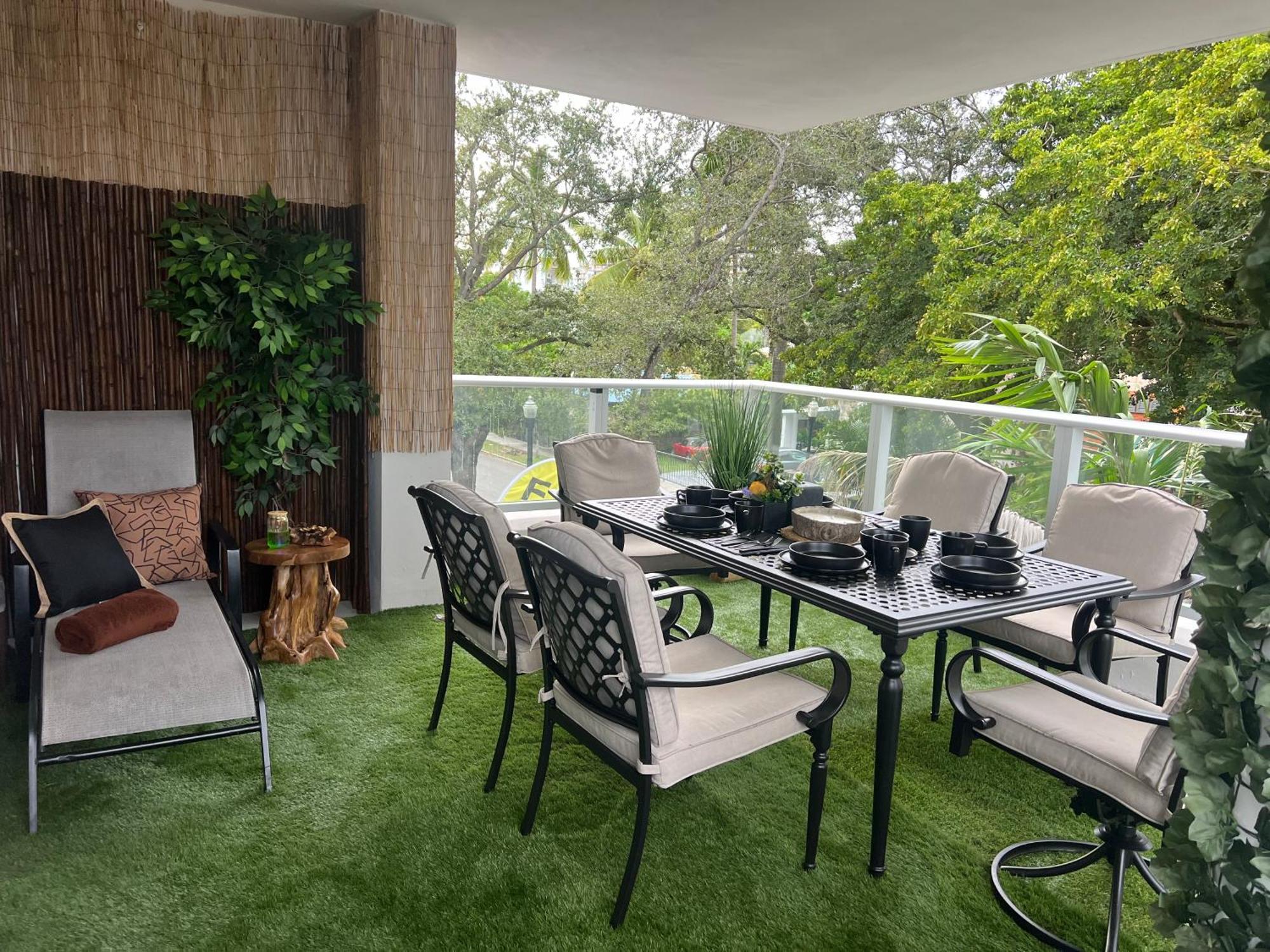 הוליווד Miami Wood Apart Hotel New 2024 - Private Terrace - Free Garage - Beach 5 Min מראה חיצוני תמונה