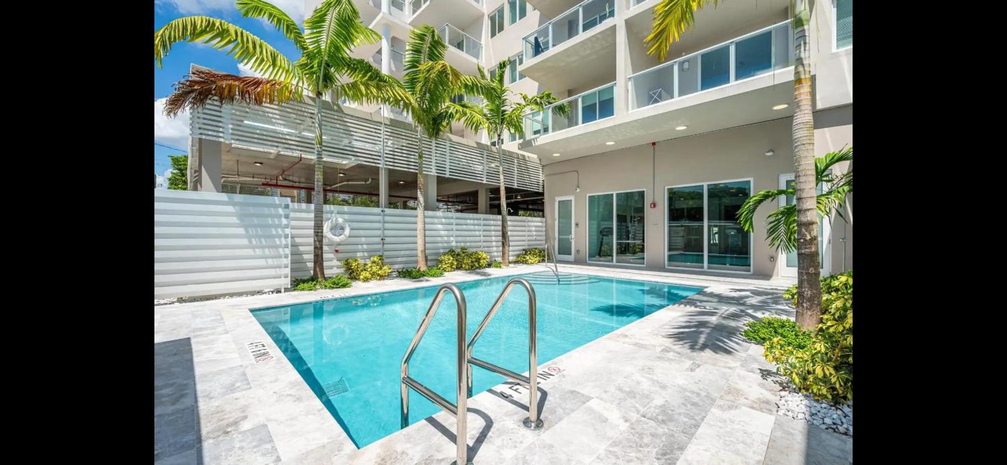 הוליווד Miami Wood Apart Hotel New 2024 - Private Terrace - Free Garage - Beach 5 Min מראה חיצוני תמונה