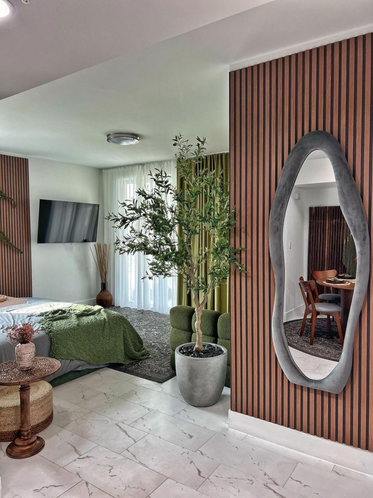 הוליווד Miami Wood Apart Hotel New 2024 - Private Terrace - Free Garage - Beach 5 Min מראה חיצוני תמונה